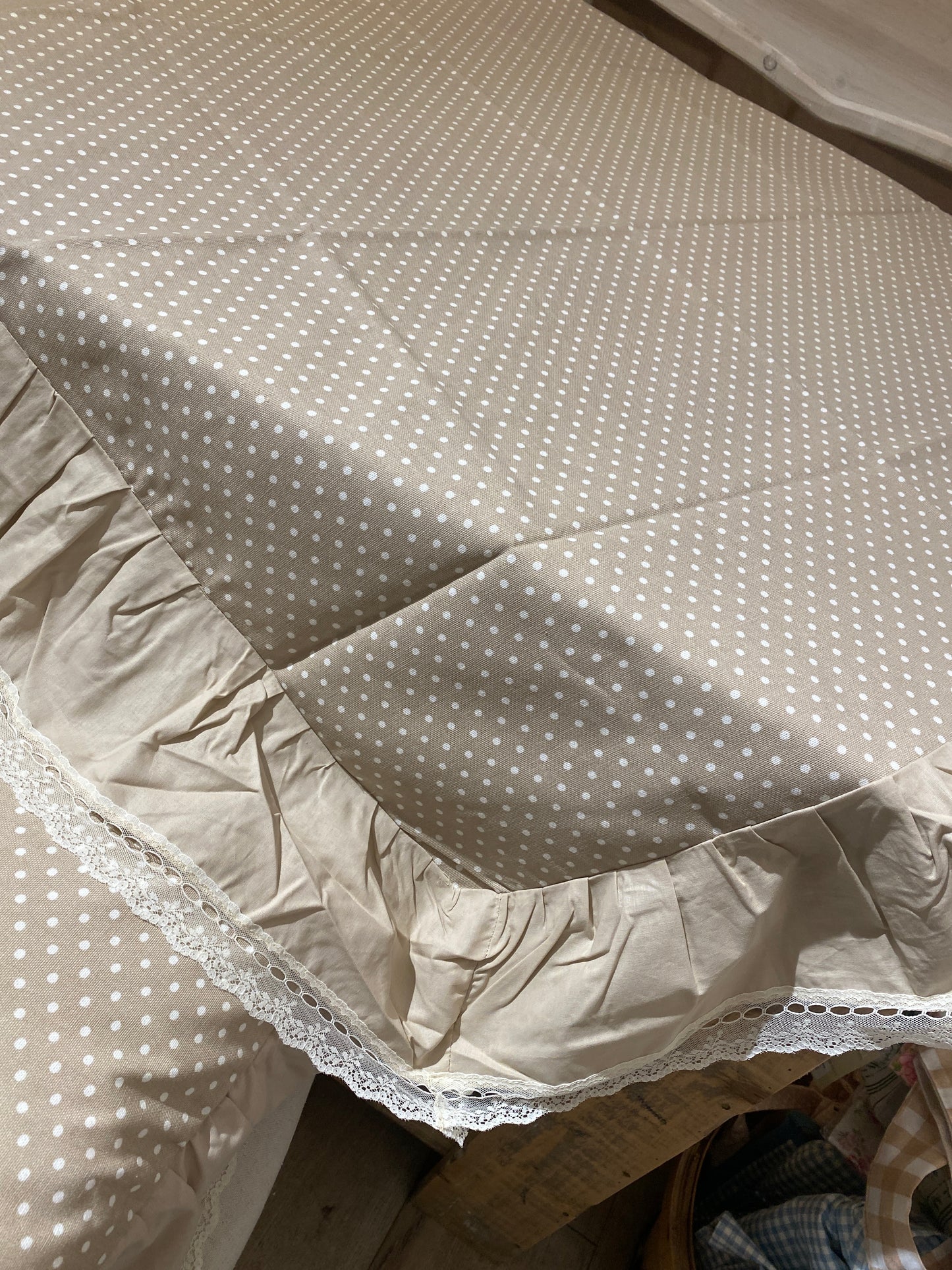 C.Tavolo 100% cotone misura disponibile 100+15la balza