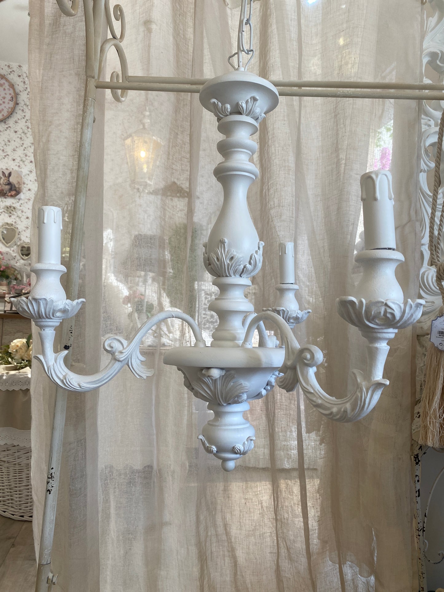Lampadario in legno