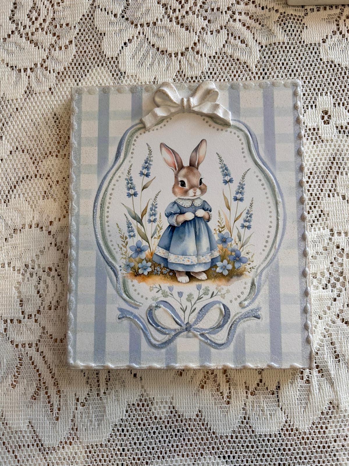 Quadro con coniglietto in abito blu 20x25 Cesaria Arte
