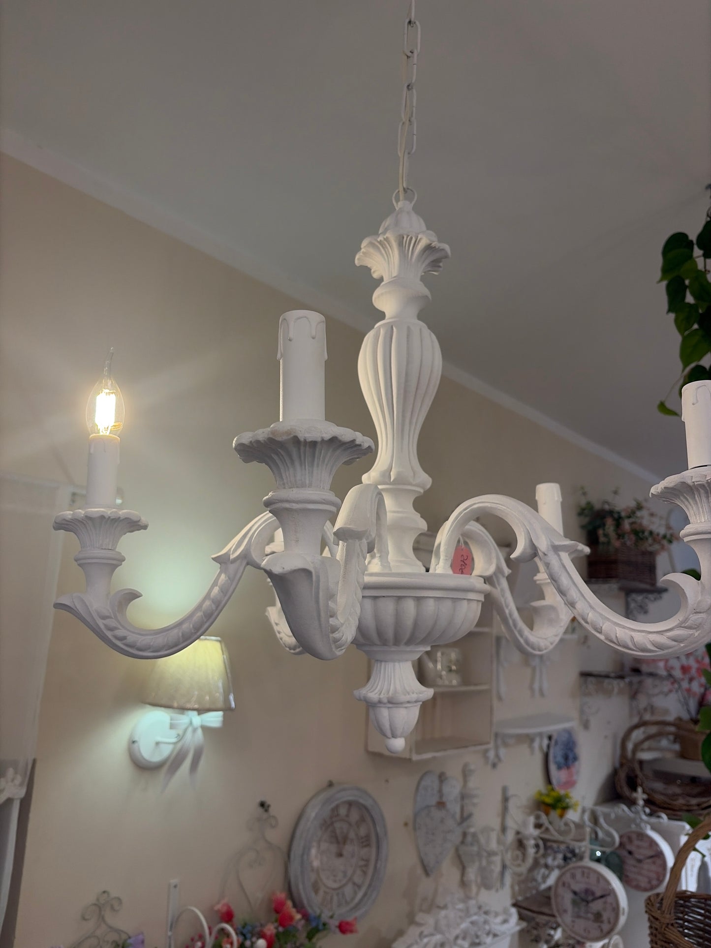 Lampadario 5 luci in legno diametro 60 nel colore bianco opaco