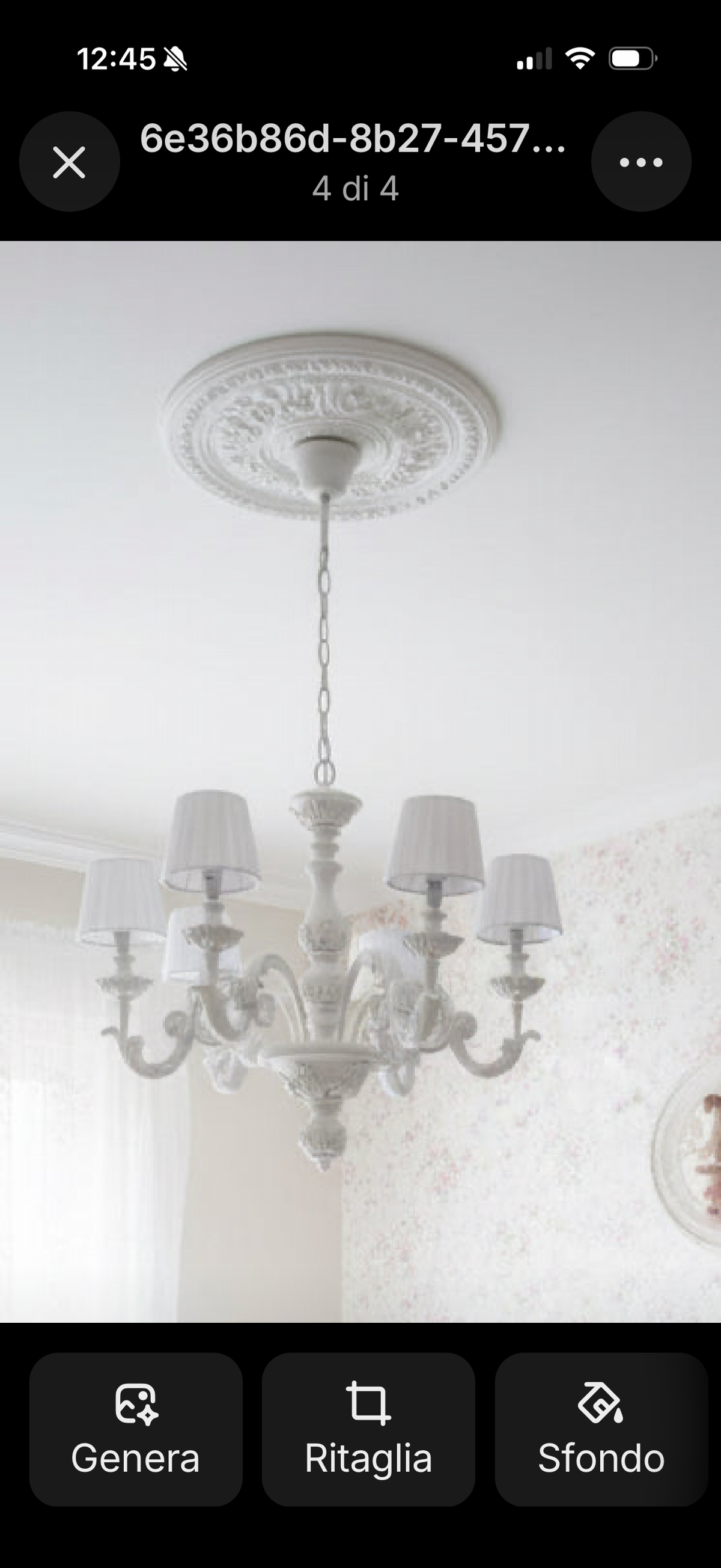 Lampadario in legno, modello foglia colore bianco opaco
