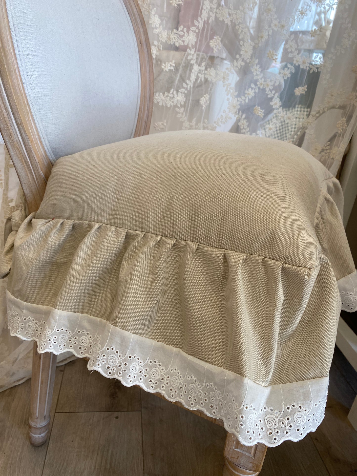 Cuscino sedia 100% cotone Panama misura 45x45+12 la balza colore sabbia
