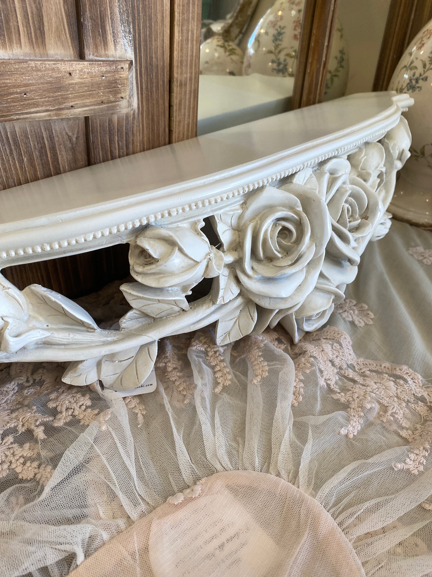 Mensola con fregio rose misura53x15x12