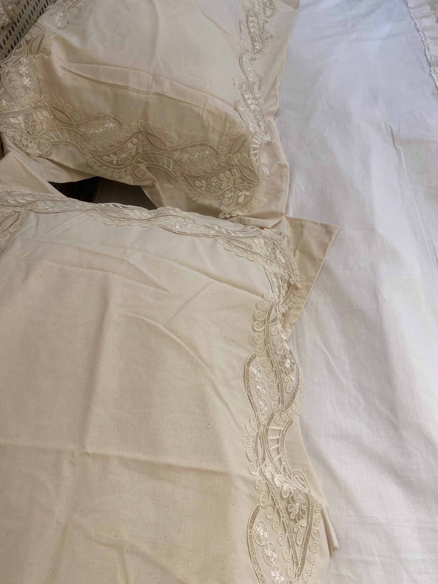 Trapunta matrimoniale anastasia con copriguanciali 260x260cm