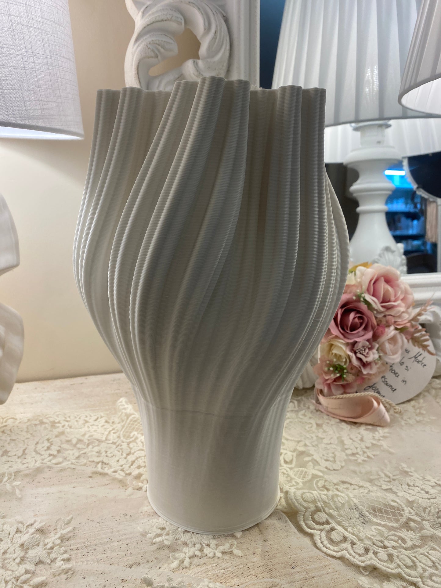 Vaso decorativo in porcellana bianca 32x10cm