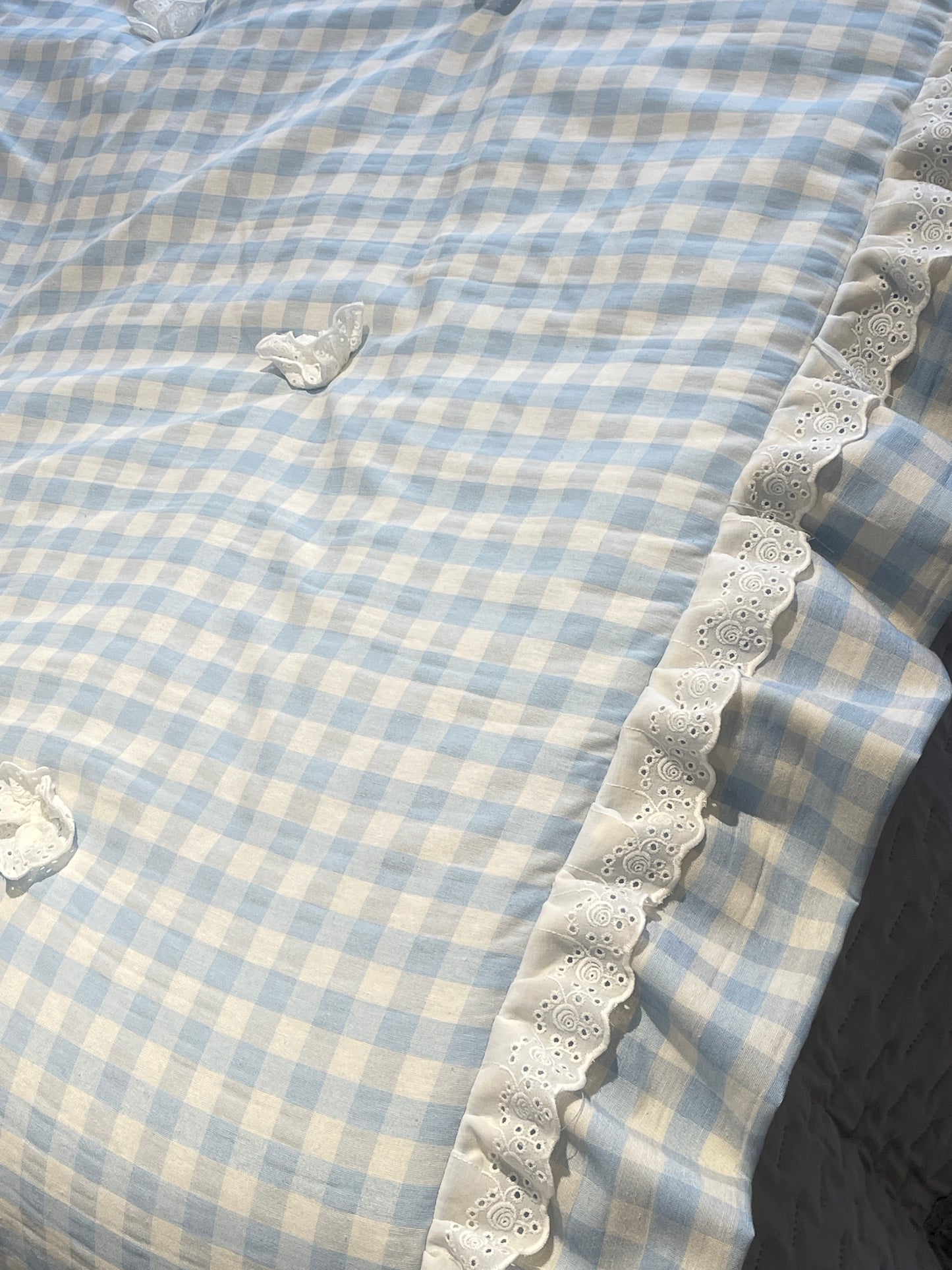 Fondo letto vichy colore azzurro misura 180x85+12 la balza