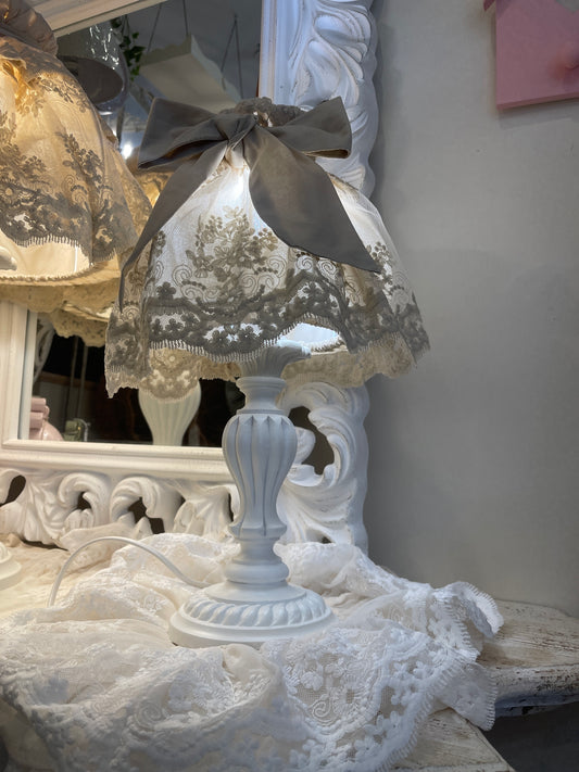 Copri lampada romantico modello yulia misura 20x25 colore tortora
