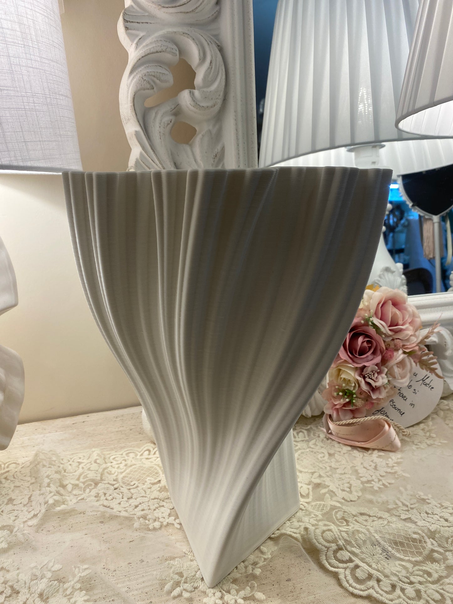 Vaso decorativo stilizzato 21x10cm