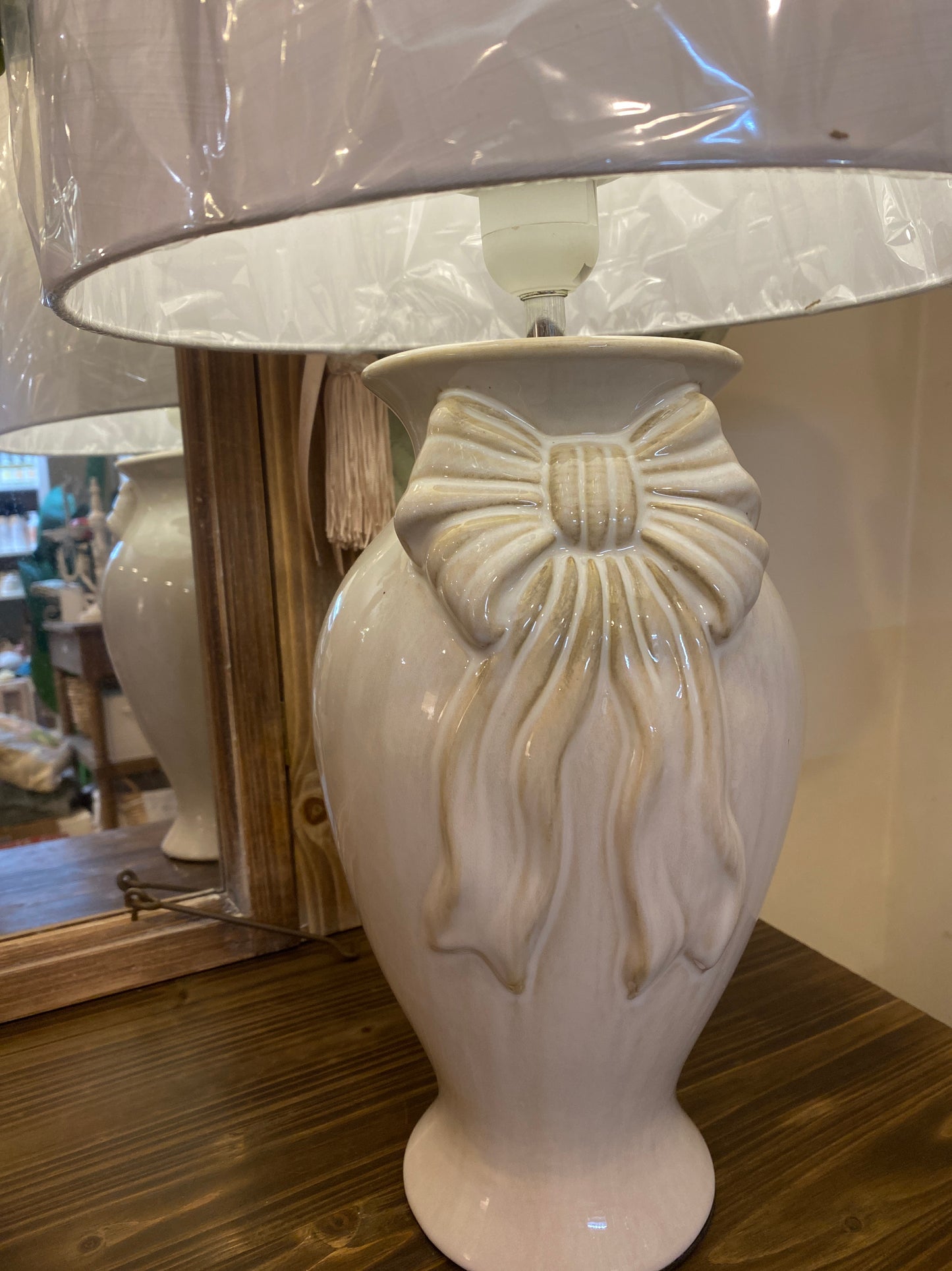 Lampada in ceramica fiocco