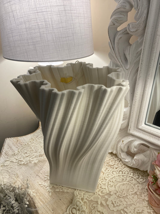 Vaso decorativo stilizzato 21x10cm