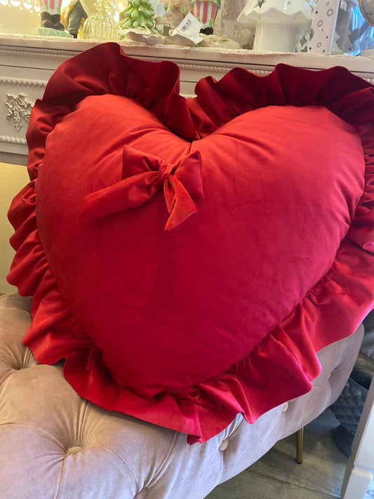 Cuscino cuore velluto rosso misura 50x60+10 la balza