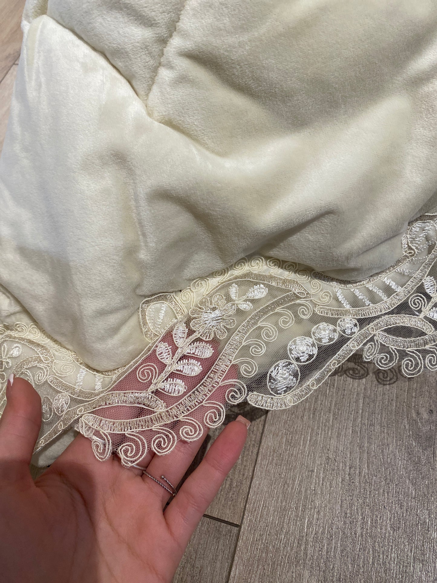 Trapunta matrimoniale anastasia con copriguanciali 260x260cm