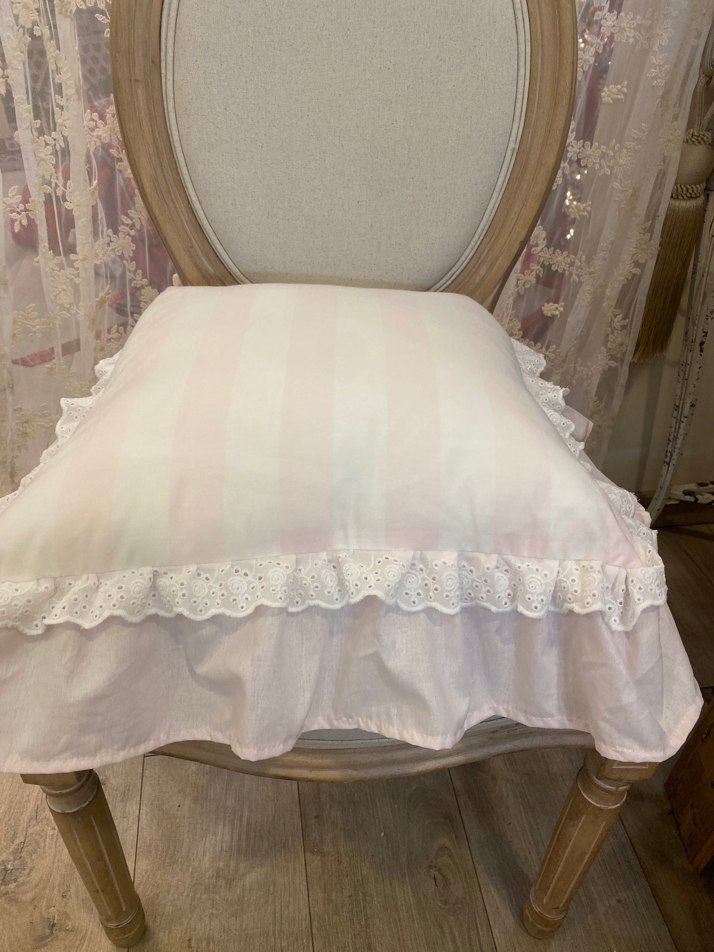 Cuscino sedia sartoriale Mis 45x45+12 la balza