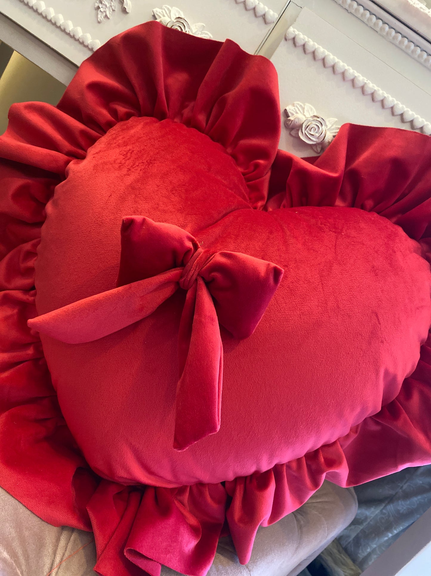 Cuscino fiocco velluto rosso 40x35+10 la balza