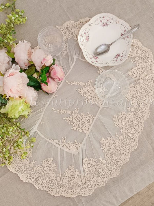 Blanc Mariclo centrino in pizzo serie Dentelle colore naturale cm. 36x45 Codice prodotto: a3634699nt