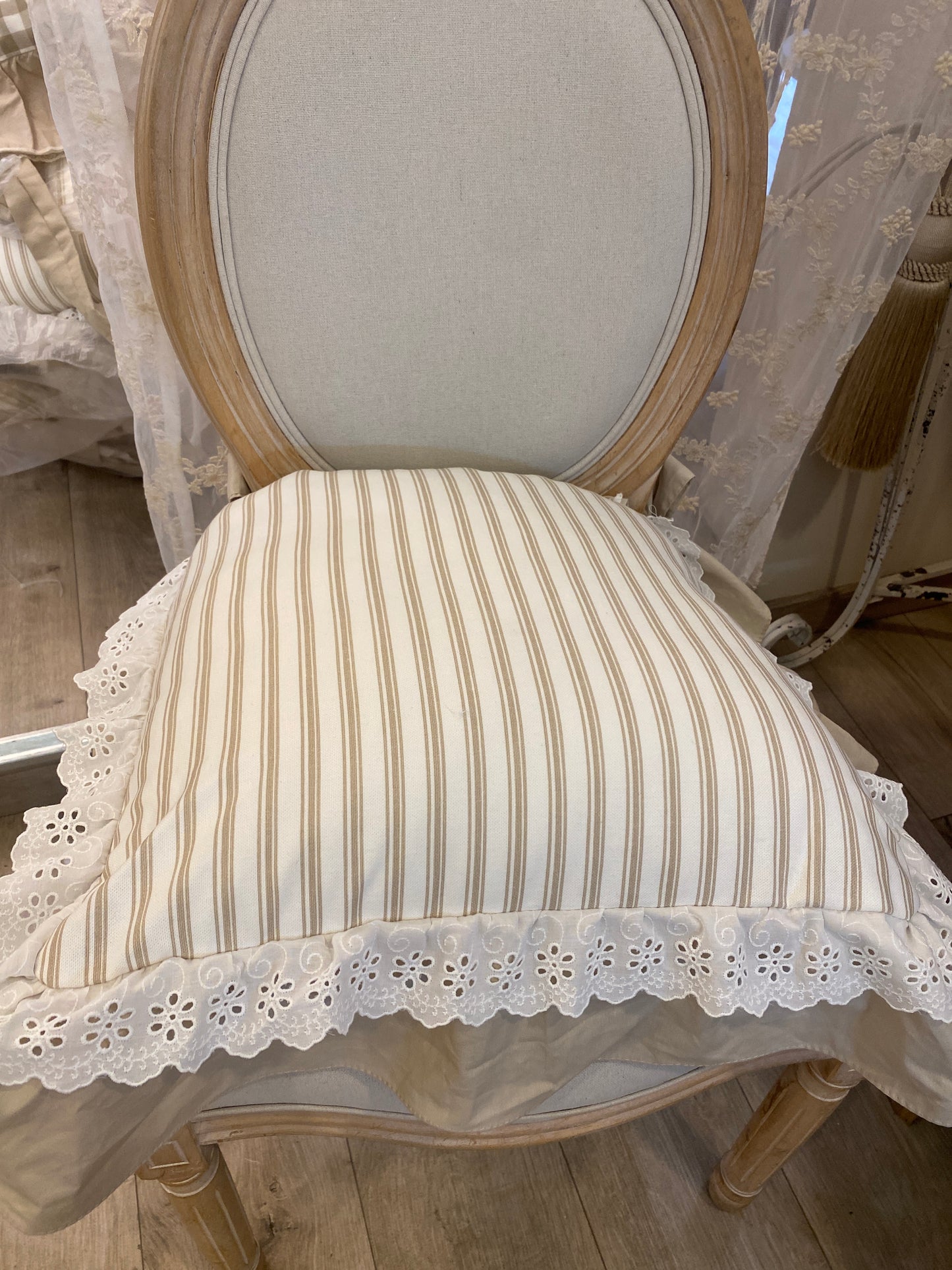 Cuscino sedia sartoriale misura 45x45+12 la balza
