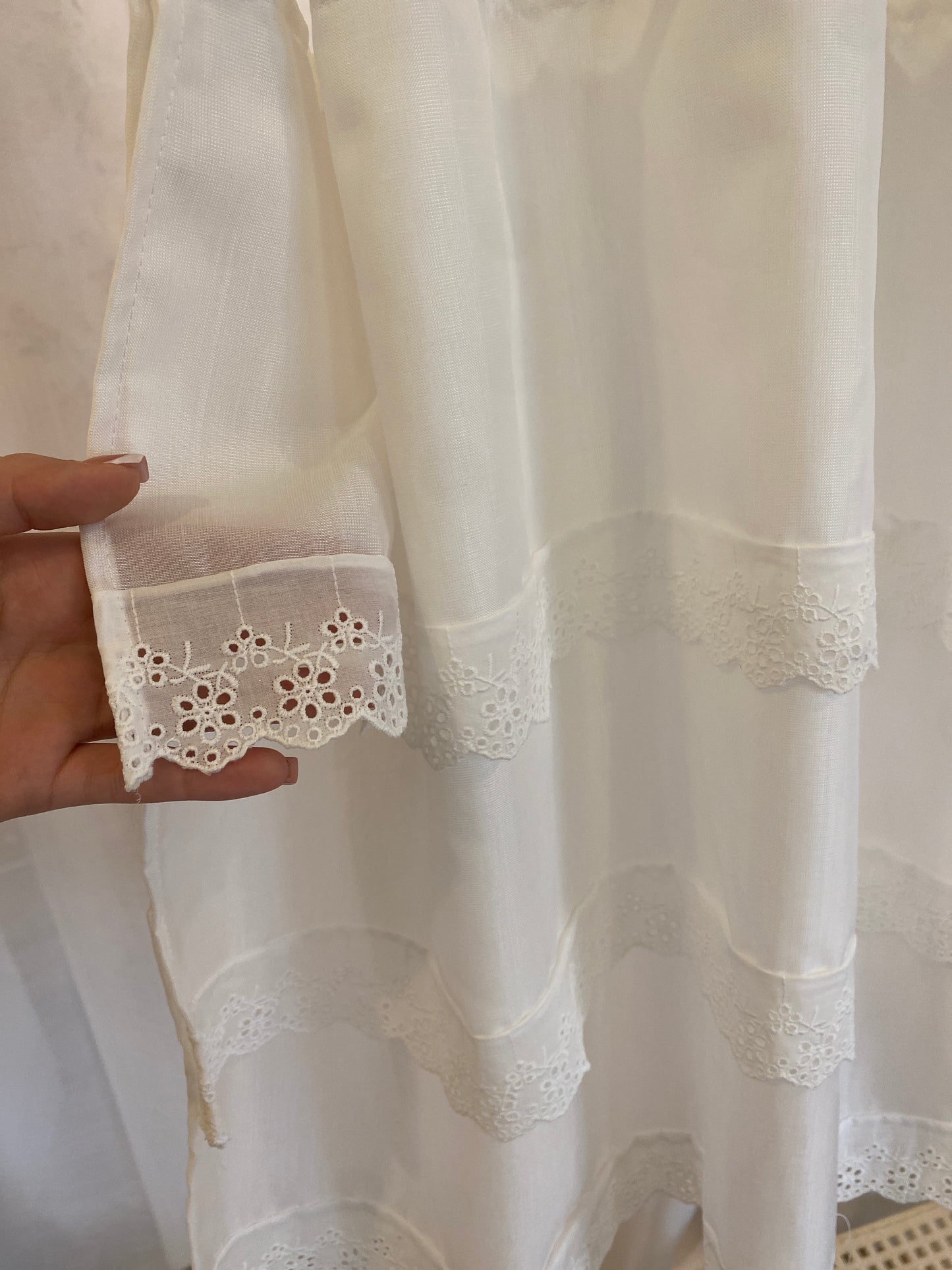 Mantovana con balze in pizzo sangallo 300x53cm