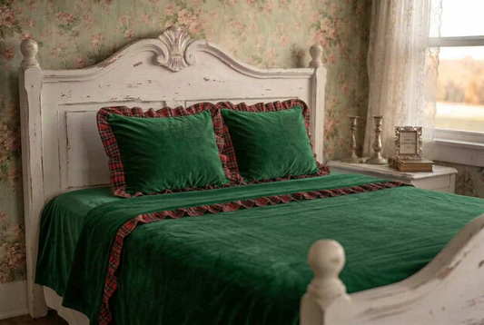 COPRILETTO IN VELLUTO VERDE CON BALZA TARTAN COMPLETO DI COPRI GUANCIALI MISURA DUE 60 × 2 60 FEDERA CUSCINO MISURA 60 × 90