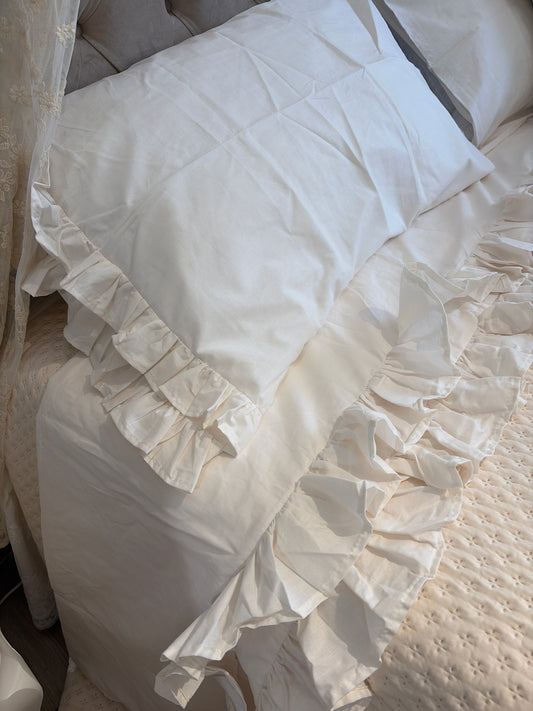 Coppia di lenzuola matrimoniale, l’atelier 17 modello Brigitte, colore avorio completo di copri guanciali