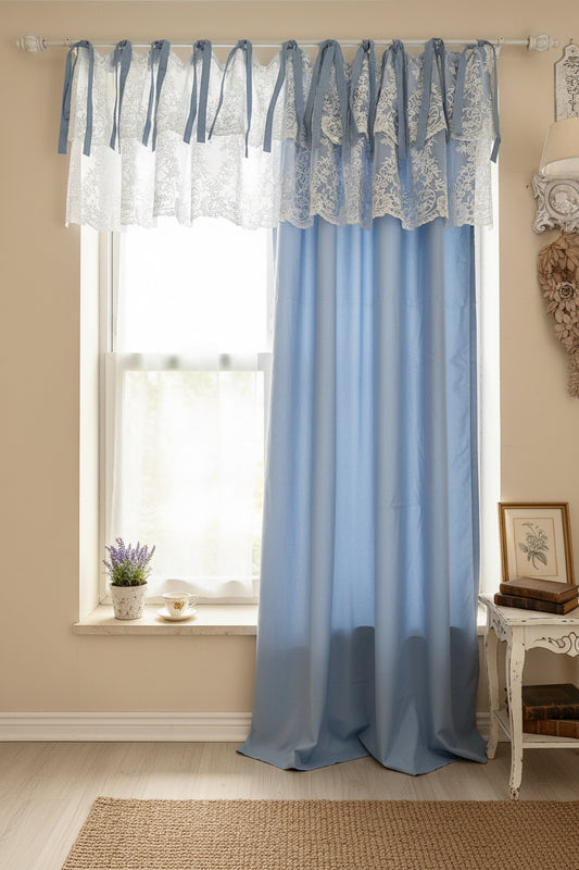 Coppia di Tende in cotone con Mantovana applicata doppia bazza pizzo Sogno, misura ogni telo 150 × 300 colore azzurro polvere