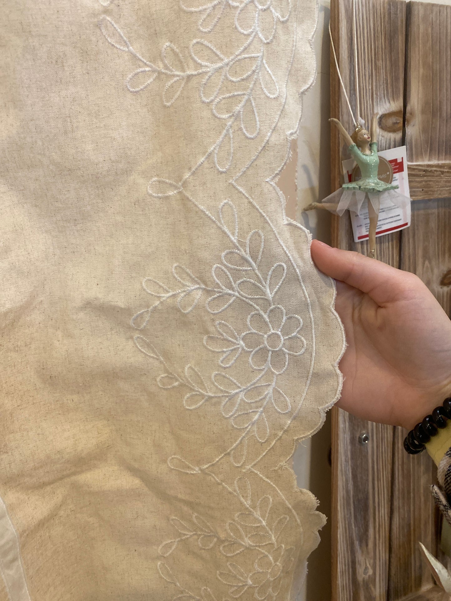 Pannello di cotone con ricamo centrale ed ambi lati BEIGE 300x133cm