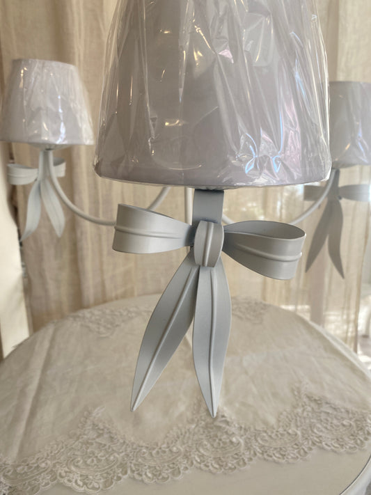 Lampadario fiocco bianco 3 luci Misura 67x56