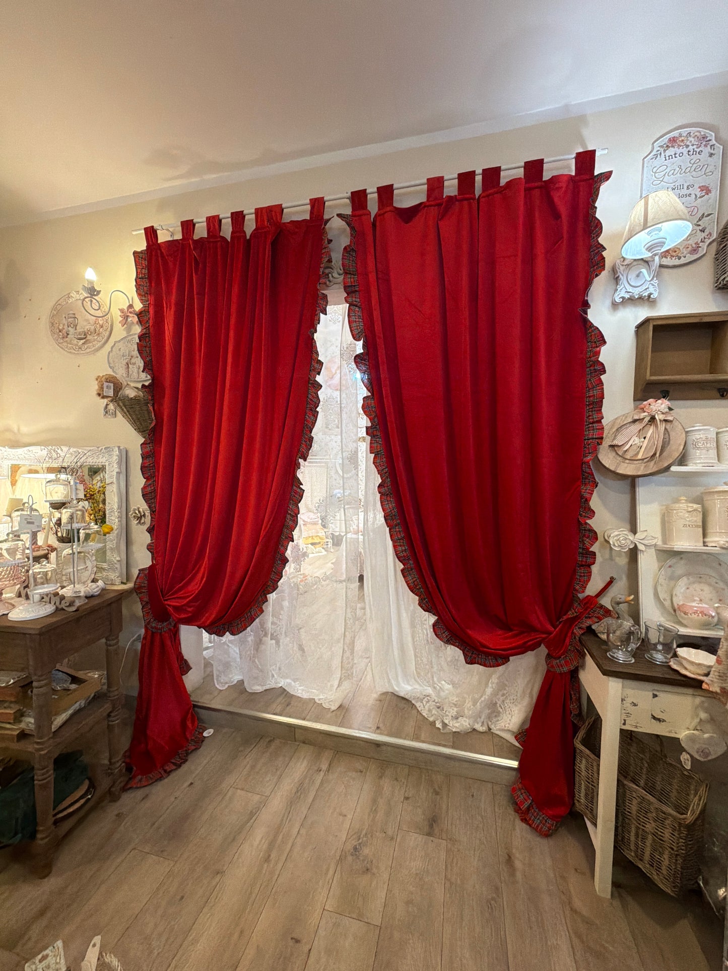 Telo tenda in velluto con balze in tartan misura 150x300 colore Rosso con ferma tenda incluso €47 1 solo telo