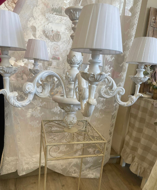 Lampadario in legno, modello foglia colore bianco opaco