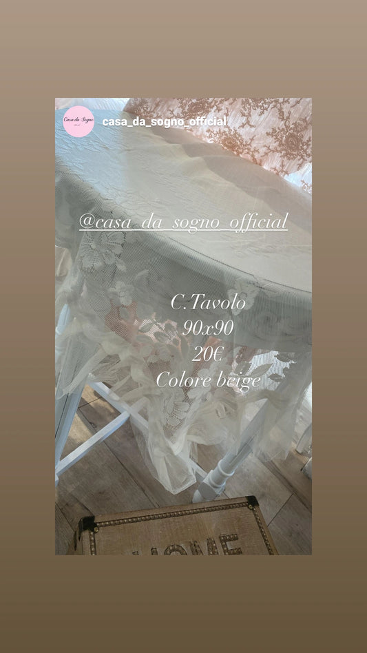 Centro tavola in pizzo e tulle