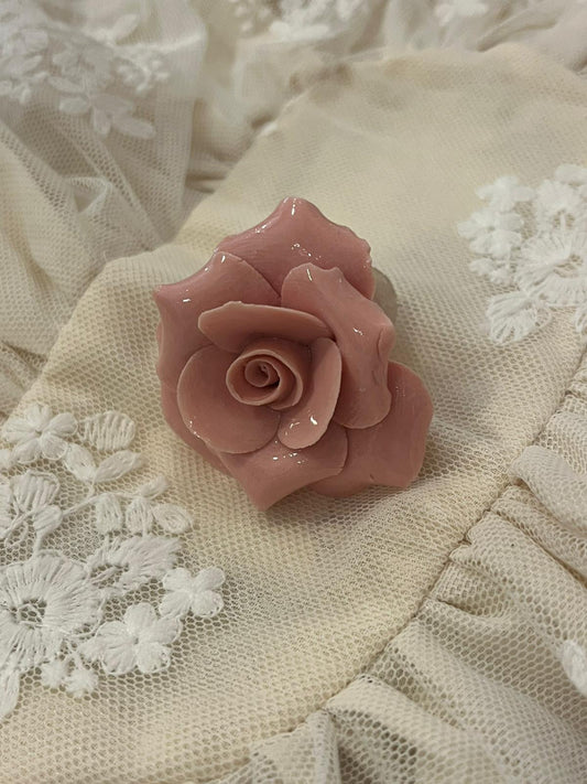 pomello decorativo in porcellana a forma di bocciolo di rosa. 4x3cm