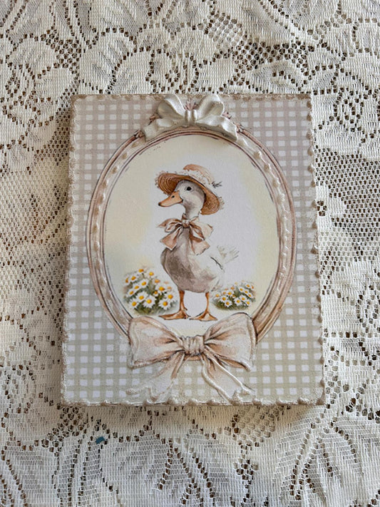 Quadro con anatroccolo con cappellino 20x25 Cesaria Arte