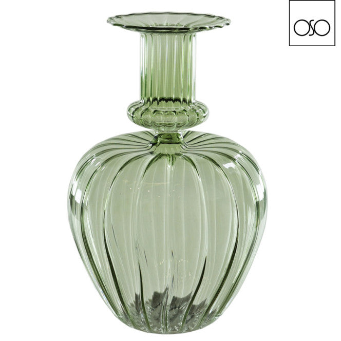 CANDELABRO E MONOFIORE RIGATO GRANDE Codice Prodotto: 468.12.5GRN  CANDELABRO E MONOFIORE RIGATO GRANDE VETRO VERDE 10,00 CM x H 15,00 CM