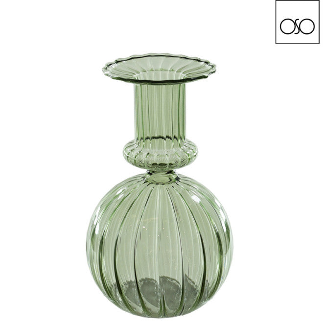CANDELABRO E MONOFIORE RIGATO PICCOLO Codice Prodotto: 468.12.4GRN  CANDELABRO E MONOFIORE RIGATO PICCOLO VETRO VERDE 8,00 CM x H 12,50 CM