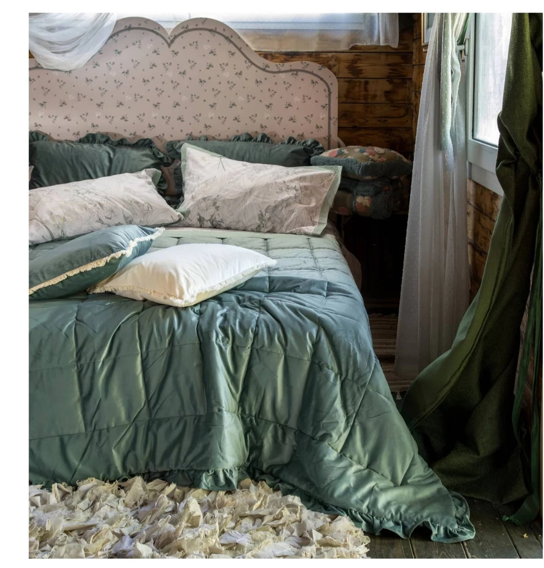 L'Atelier 17 Trapunta matrimoniale in velluto + 2 federe "Arya" 260x260 cm 4 varianti
€125,00