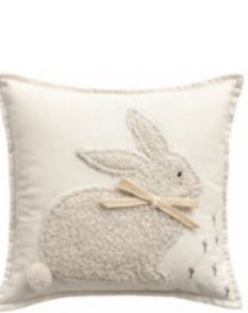 CUSCINO Little JOI con applicazione di un dolcissimo coniglietto misura 45x45 colore panna