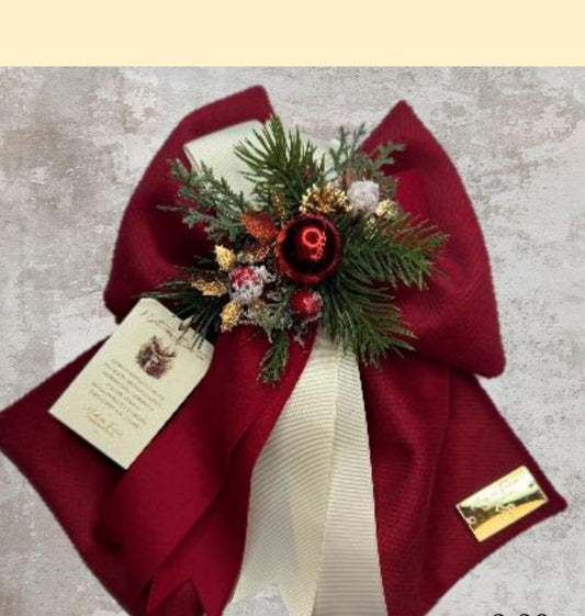 Romantico fiocco, ideale per decorare il tuo albero 25€